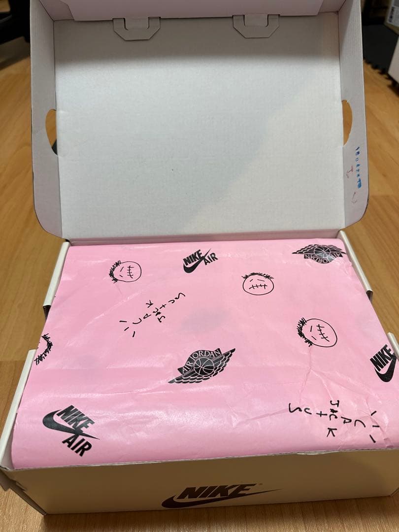 NIKE エアジョーダン1 LOW Travis リバースオリーブ 21.5