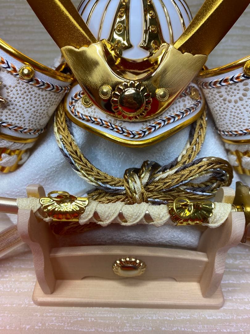 東京久月　五月人形　兜飾り　白木ガラスケース入・コンパクトサイズ