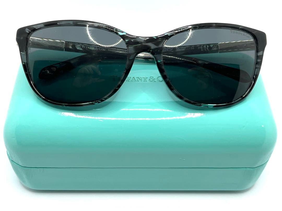 h711 ティファニー　ダイヤモンド付き　サングラスTF4051-B ダイヤ