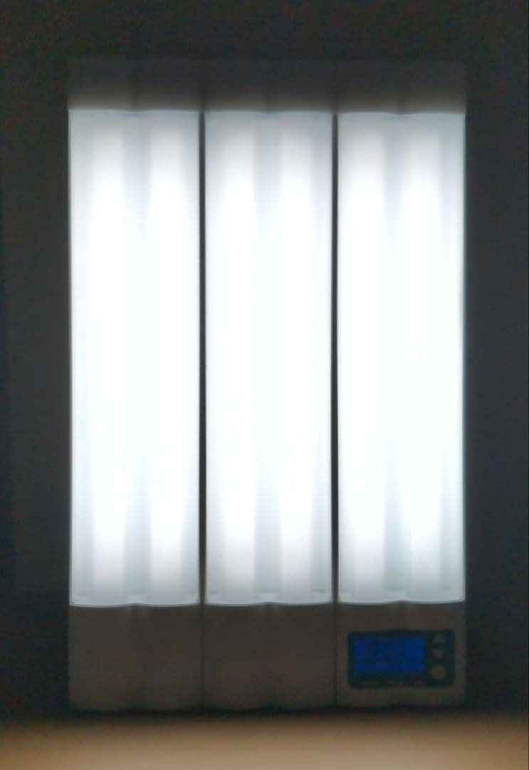 Bright Light ME＋　ブライトライトミープラス　高照度光療法