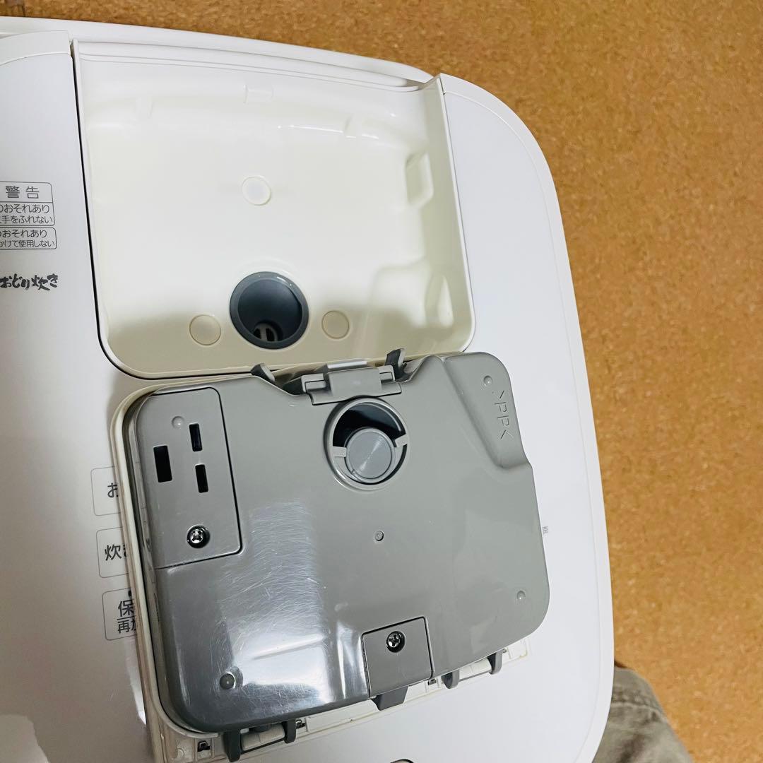 【最高級モデル】パナソニック 炊飯器 SR-SSX188 Wおどり炊き