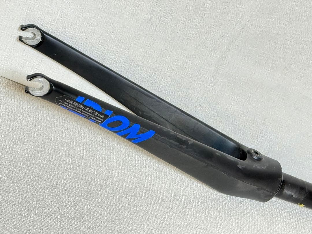 ジャイアント IDIOM 0 カーボンフォーク＋ハンドルポスト 2017年モデル