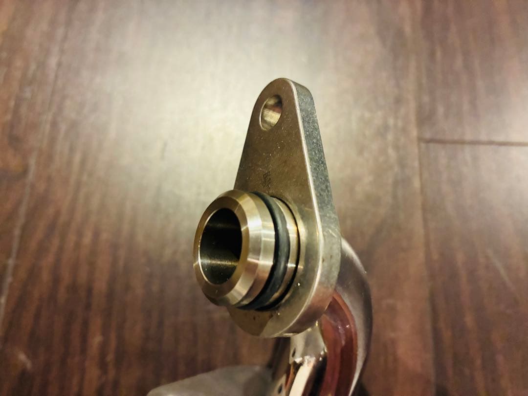 ジムニー JB23 4型-10型 ブローオフバルブFV2 取付用ステー単体中古品