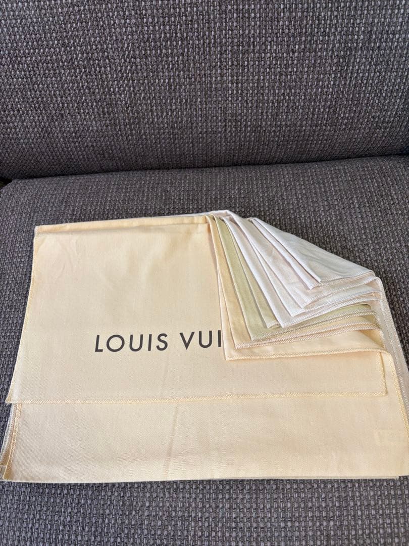 正規品　美品　ルイヴィトン　バッグ保存袋　23枚セット（特大、大、中、中、小）
