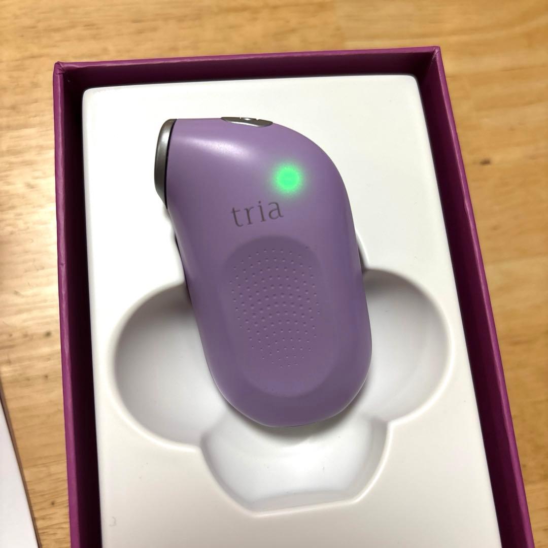 tria スキン エイジングアイケアレーザー