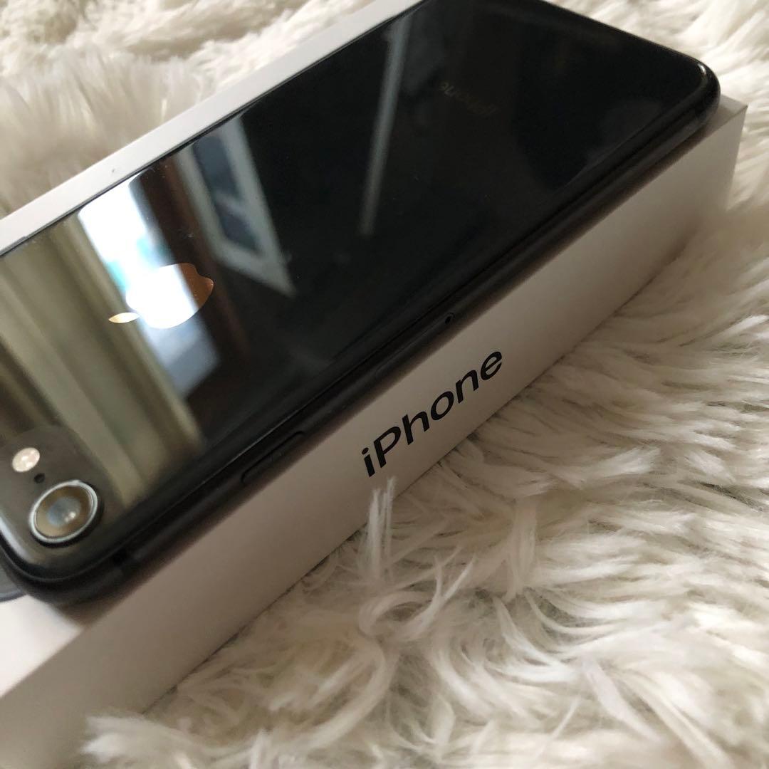 【すぐ発送】iPhone 8 64GB SIMフリー