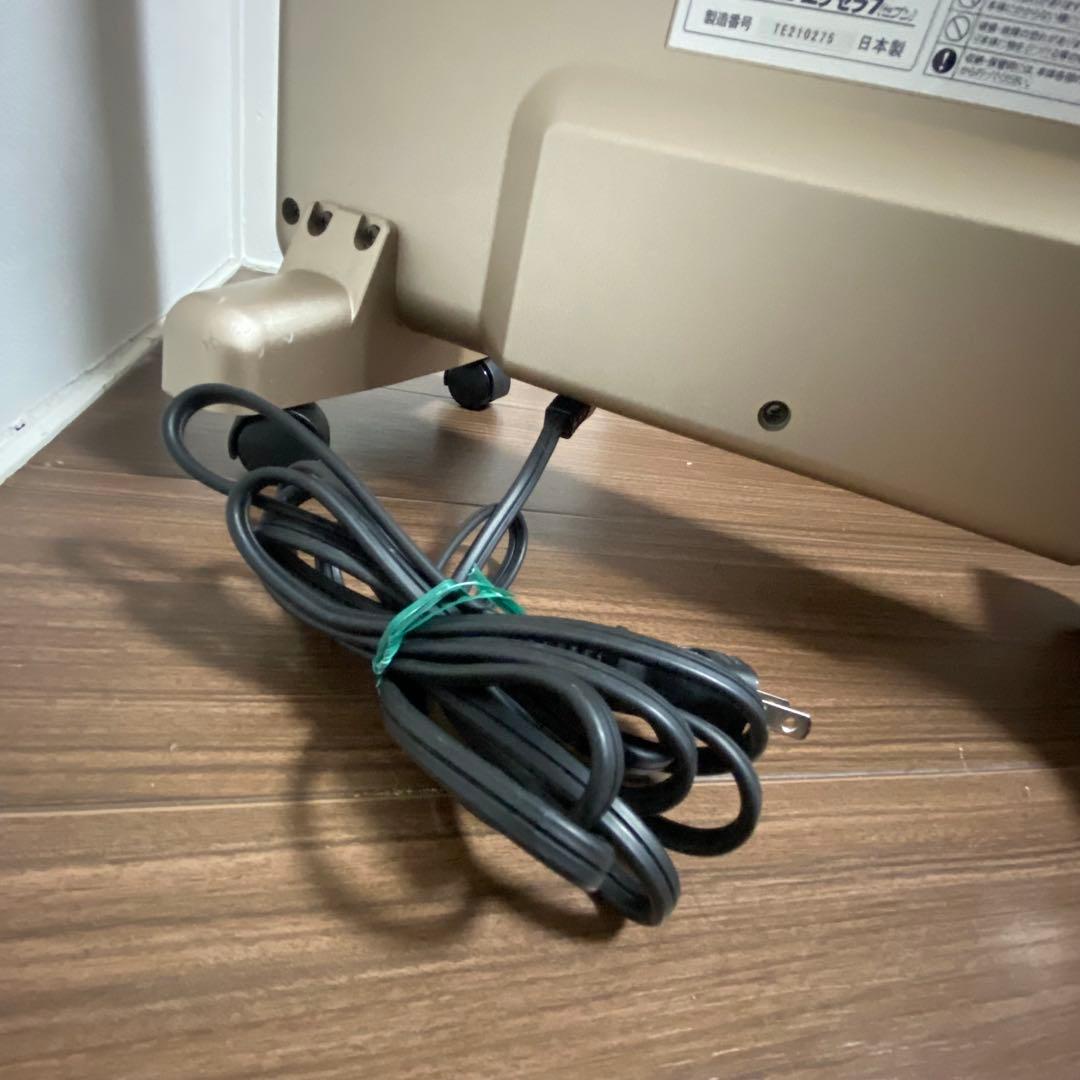 サンルミエ エクセラ7 N700L-GR 遠赤外線暖房器 パネルヒーター