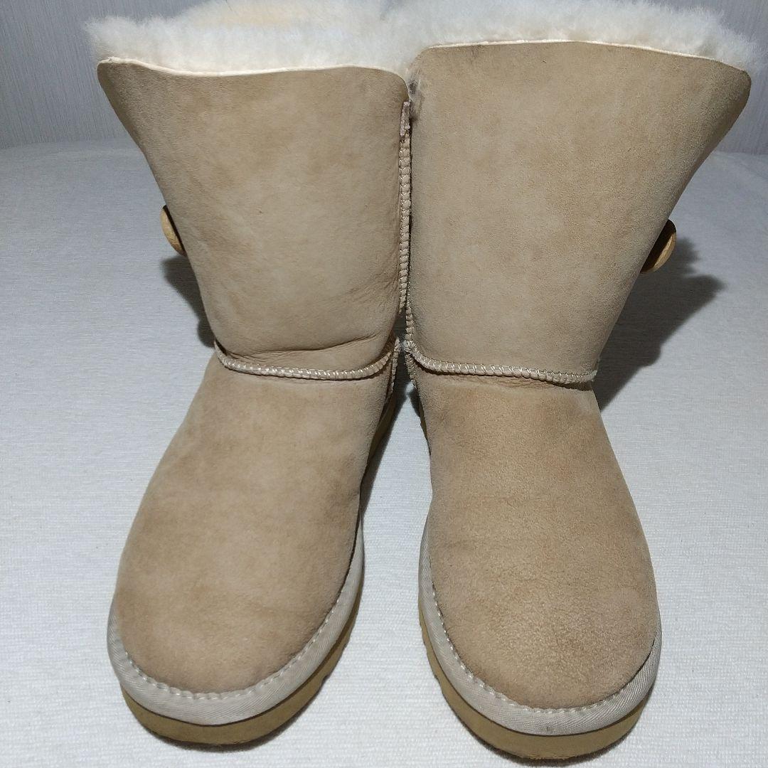 s*r様 廃盤モデル UGG ベイリーボタン