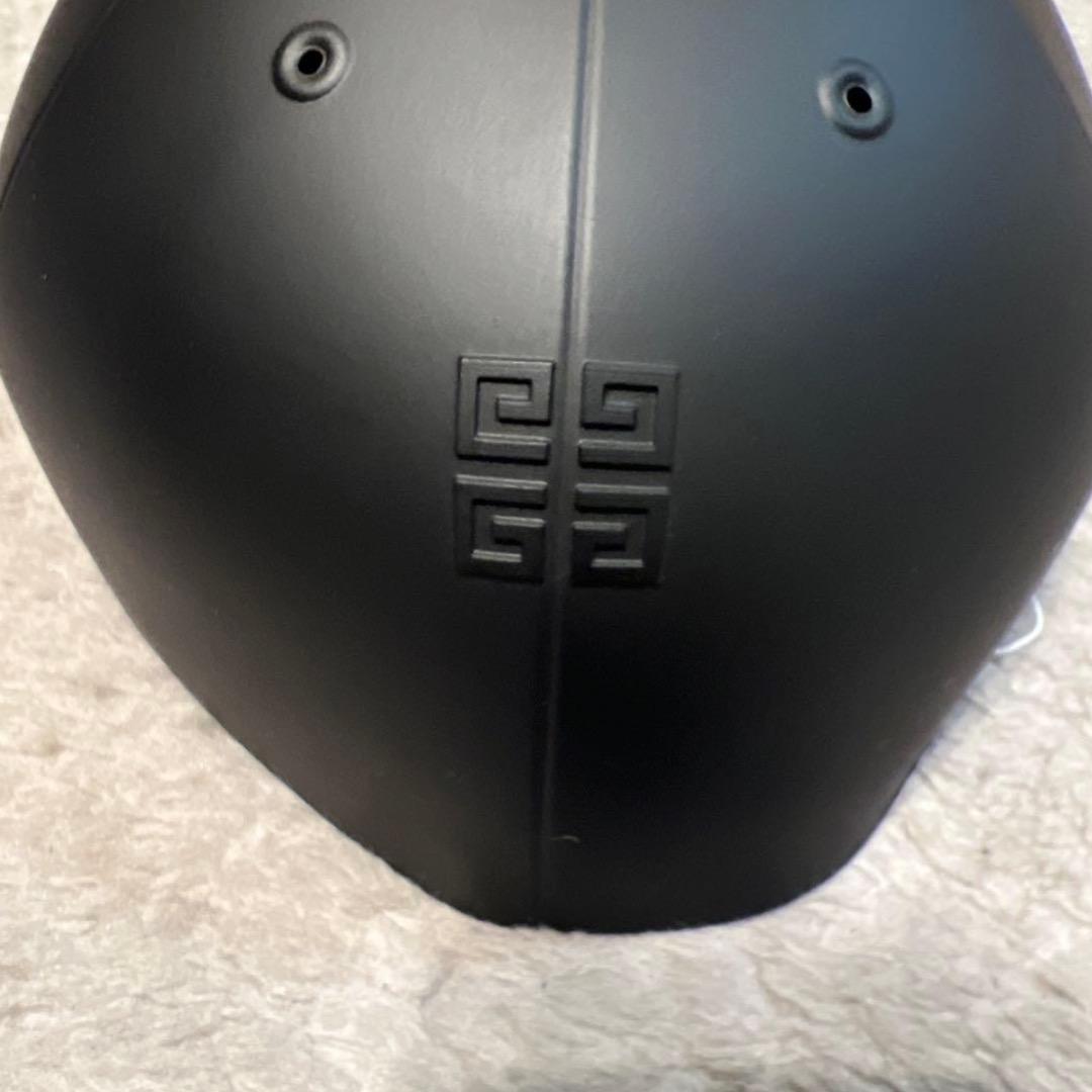 週末セール 新品【GIVENCHY】　キャップ　黒