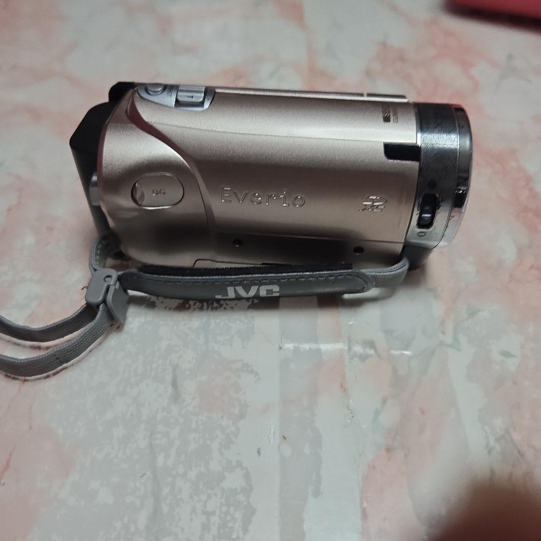 ビデオカメラEveio GZーE265NとデジタルファミリーキットVI