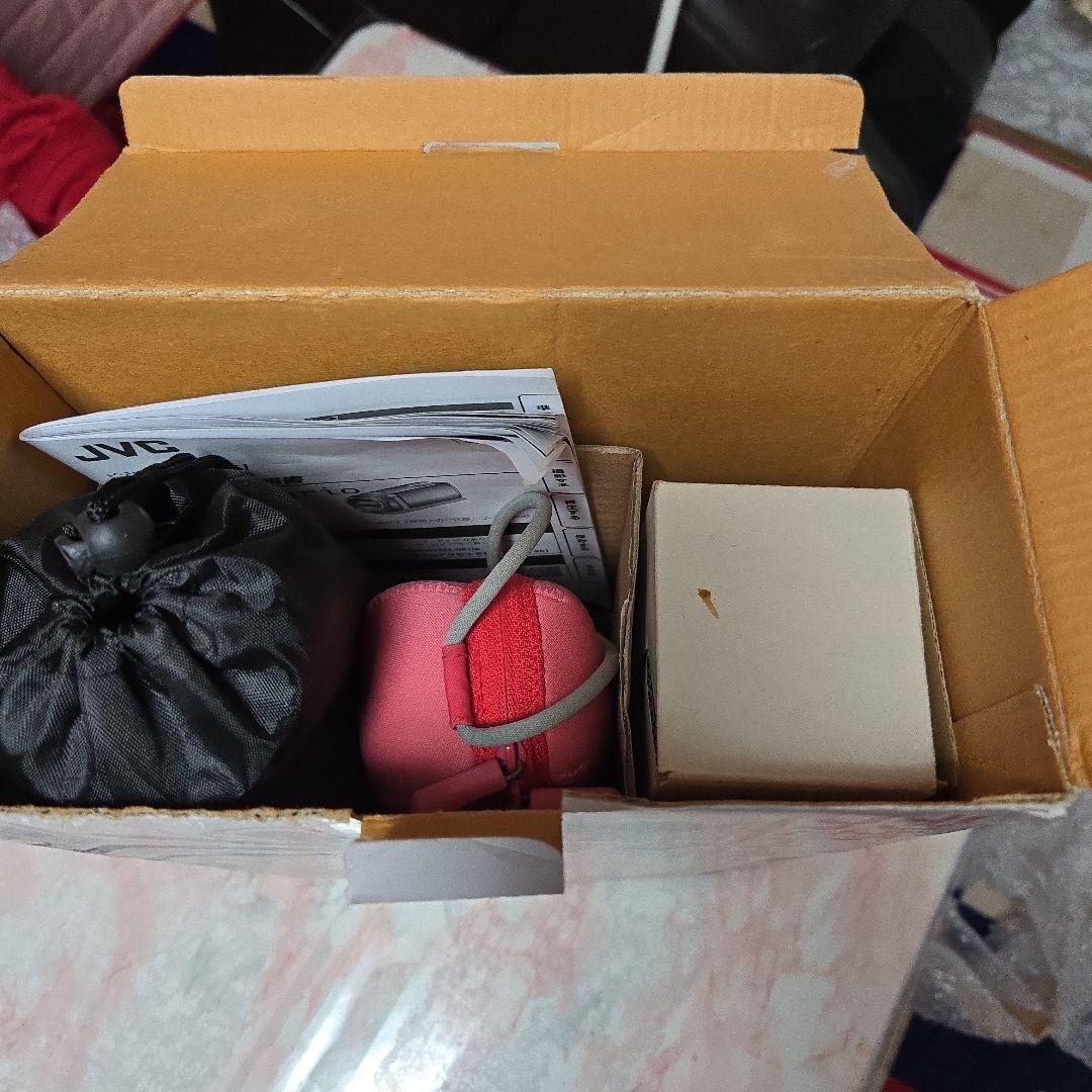 ビデオカメラEveio GZーE265NとデジタルファミリーキットVI