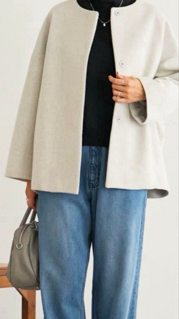 ビアズリー 後ろぷっくりショートコート　ライトグレー　0サイズ ★ 新品