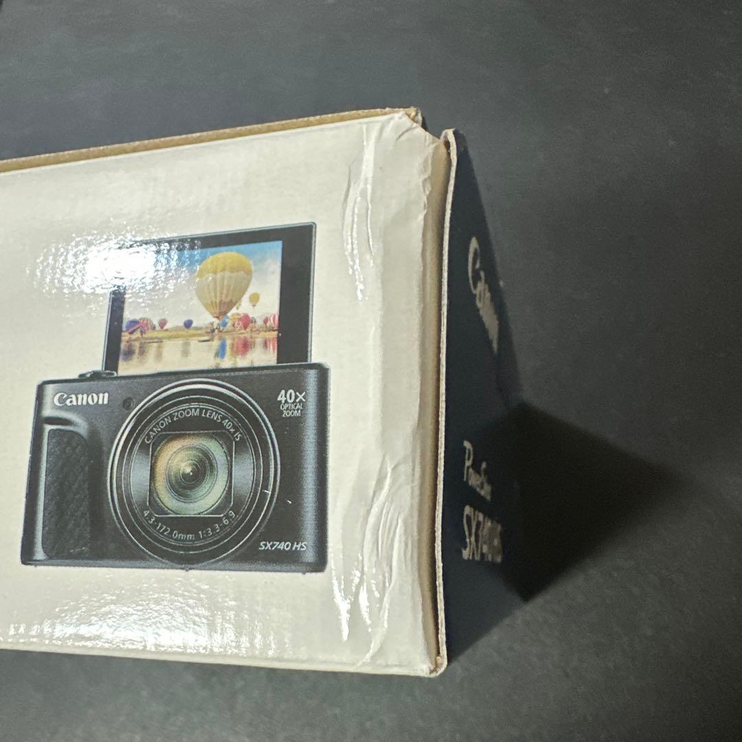 新品未使用品　Canon PowerShot SX740 HSシルバー箱潰れあり