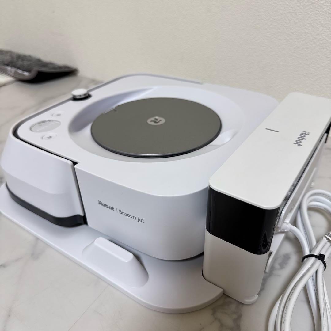 ほぼ未使用 iRobot ブラーバ ジェット m6 床拭きロボット　別売パッド付