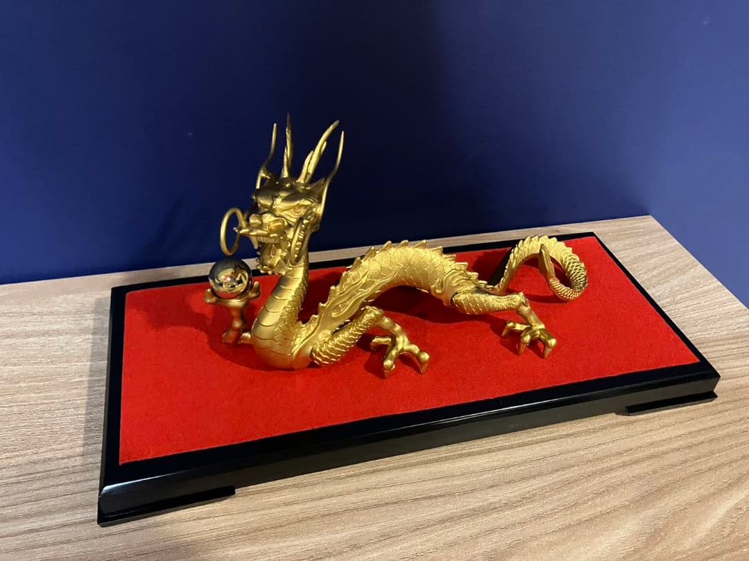 セール！開運龍　金の龍　金の開運龍　龍置物