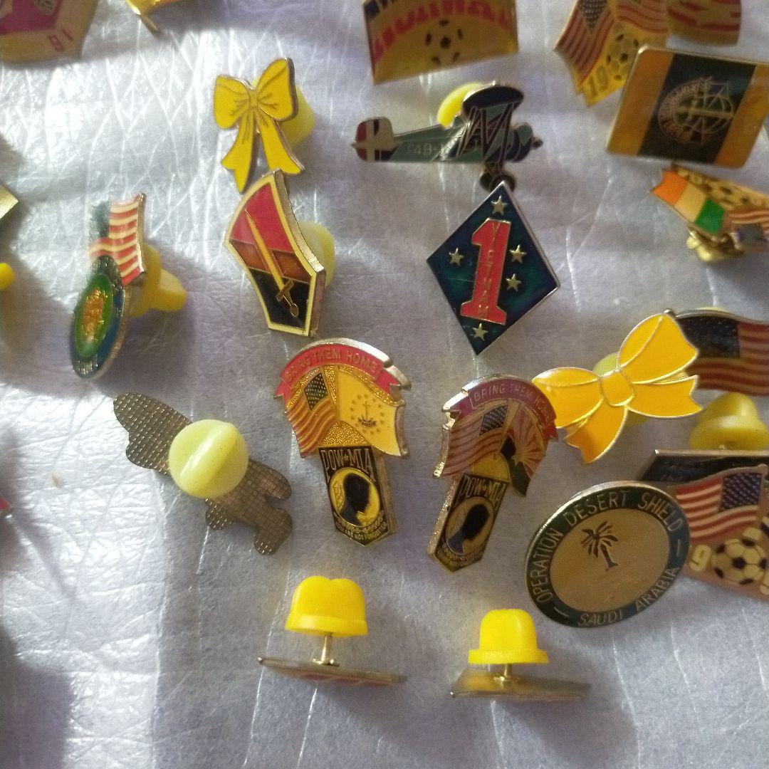 昔のピンバッチ3