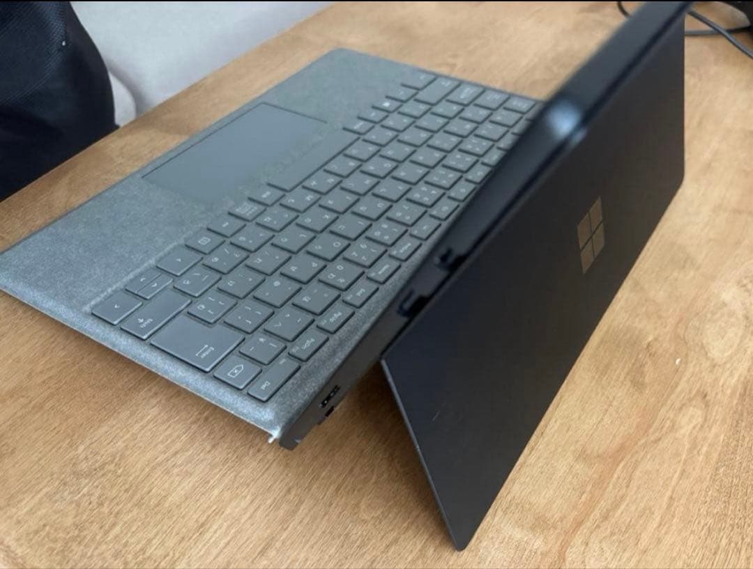 Windowsタブレット surface pro6 グレーキーボード付き