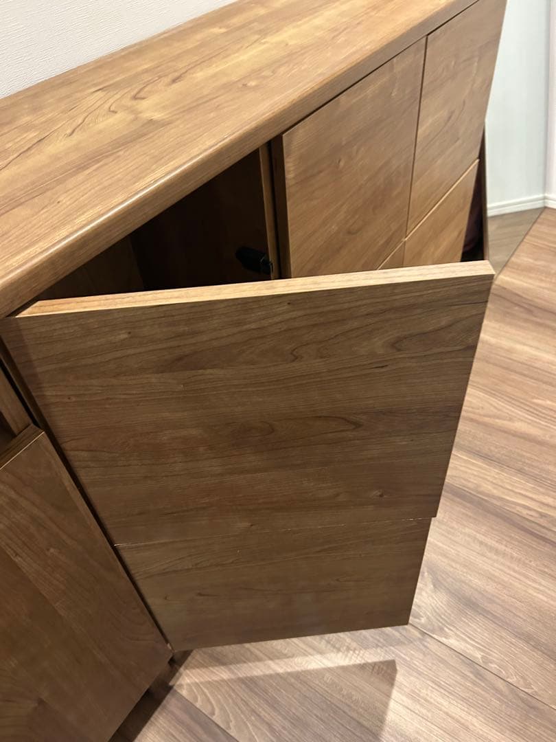 【日本製】キャビネット 幅110cm 木製 扉付き 本棚 収納棚　組立済み