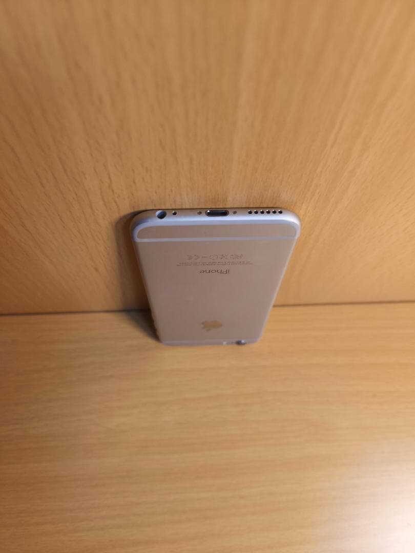 Apple iPhone 6 16GB ゴールド