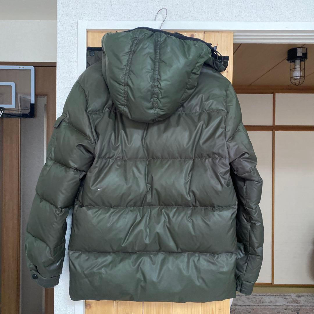 MONCLER オリーブグリーン ダウンジャケット 00