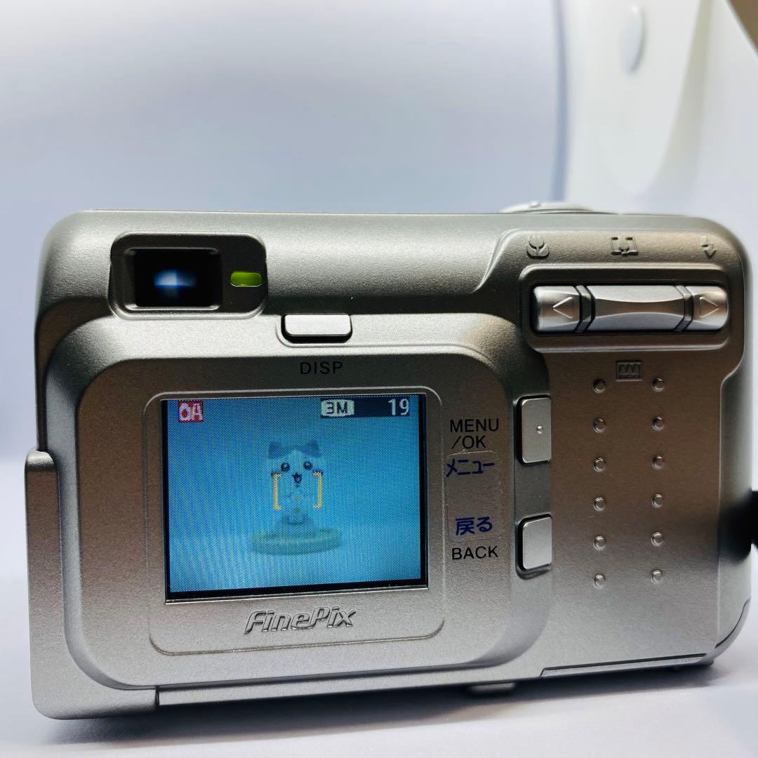 極美品 FUJIFILM FinePix A210 シルバー