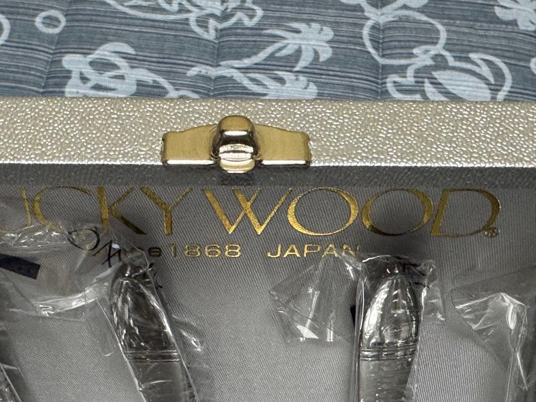 【新品・暗室保管・ケース美品！】LUCKY WOOD カラトリー 5種類x5本