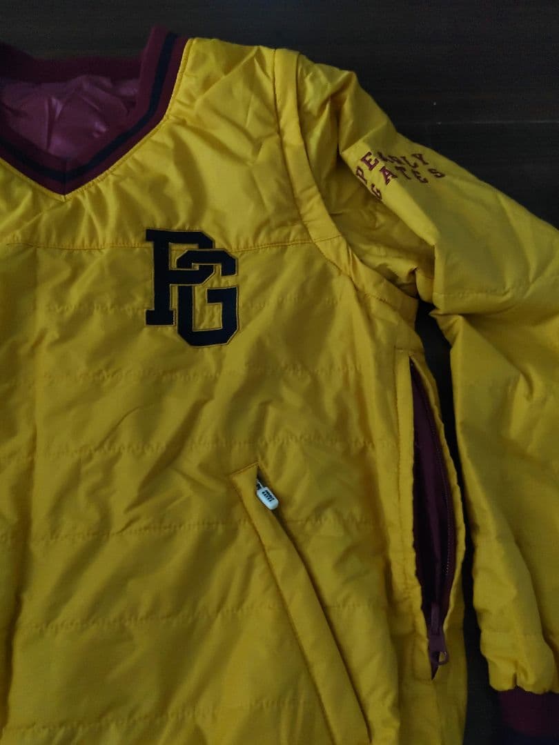 パーリーゲイツ リバーシブル 中綿、合わせやすいお色 4WAY、 値下げしました