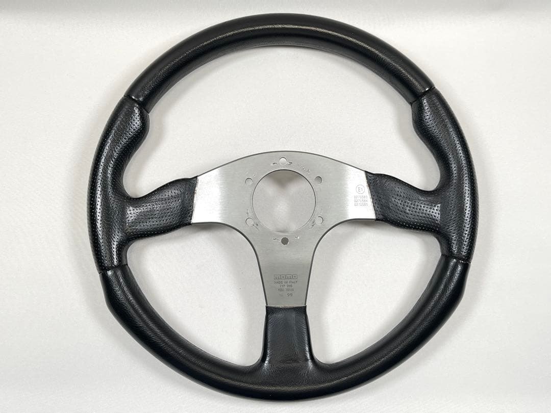 MOMO RACE 35cm TYP D35 KBA 70116 ステアリング