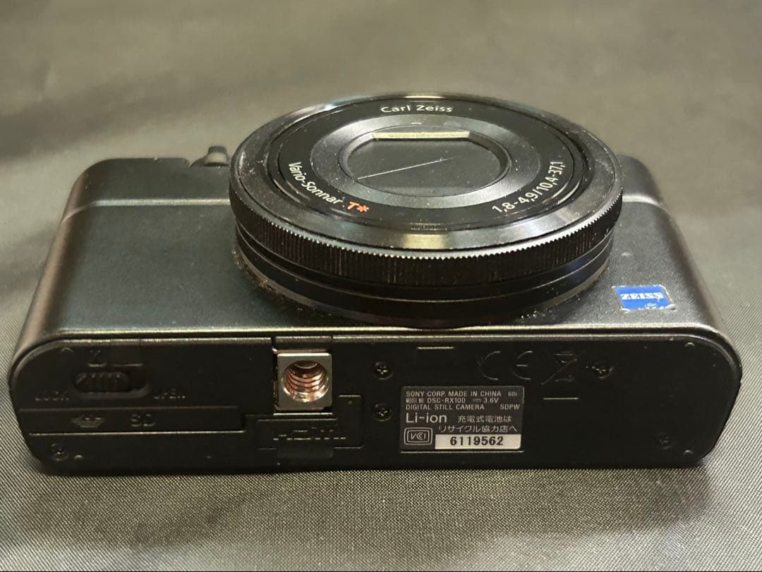 Sony コンパクトデジタルカメラ RX100 動作確認済み