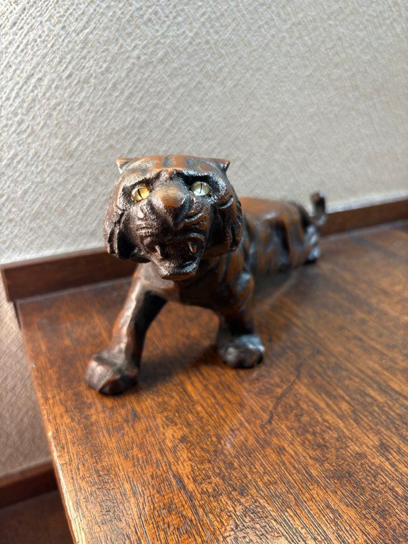 動物　置物