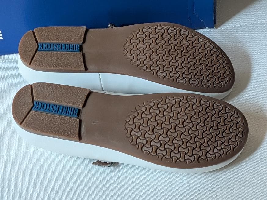 新品BIRKENSTOCKリズモアホワイト、赤 レザーシューズ 2足