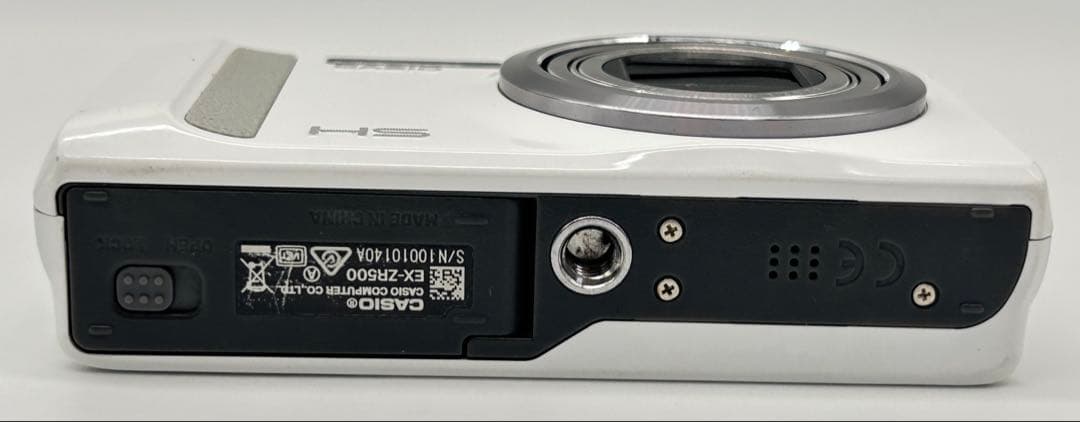 ジャンクCASIO コンパクトデジタルカメラ　EXILIM EX-ZR500
