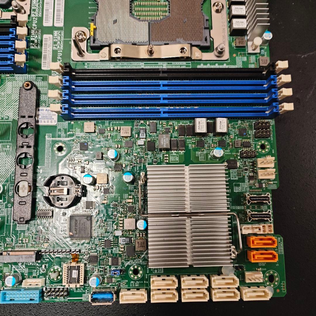 ジャンク LGA3647 マザーボード