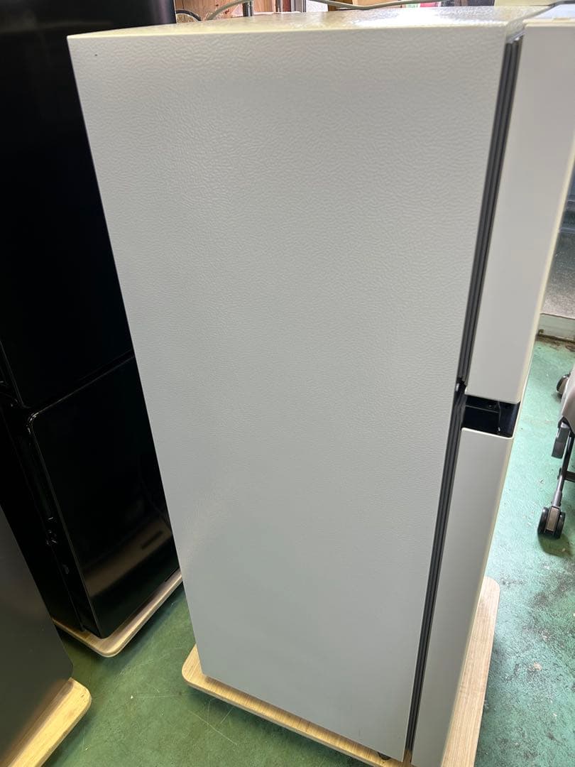 【美品】Hisense ハイセンス 冷蔵庫 HR-B12HW 2023年製