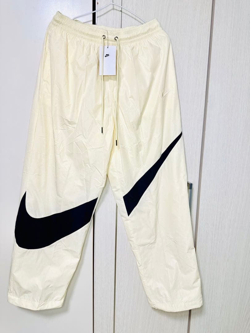 新品 NIKE ナイキ セットアップ アイボリー 上下セットビックロゴ Lサイズ