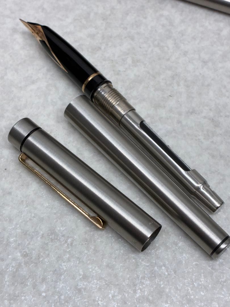 美品 SHEAFFER TARGA 万年筆 シェーファー 14K 585 F