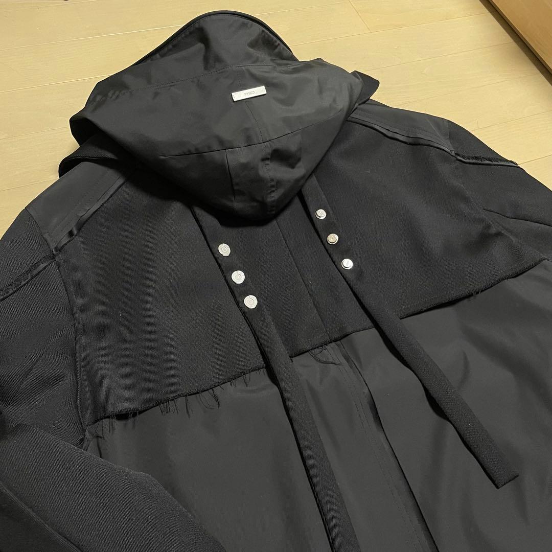 最終価格 希少 超美品■C2H4■異素材 切替 パフ デザインコート 黒