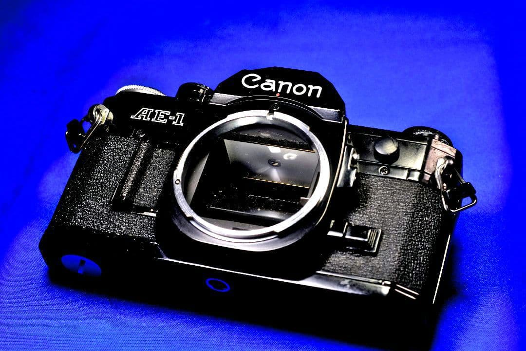 キヤノン　Canon AE-1 + FD 50 mm/F1.4 S.S.C.