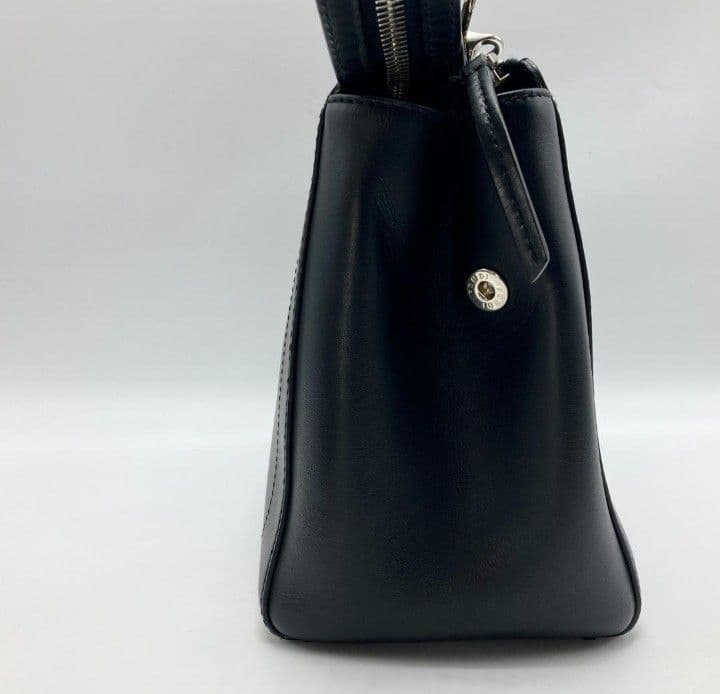 極美品 ポーチ 袋付　フェンディ　ドットコム　2wayバッグ　ブラック