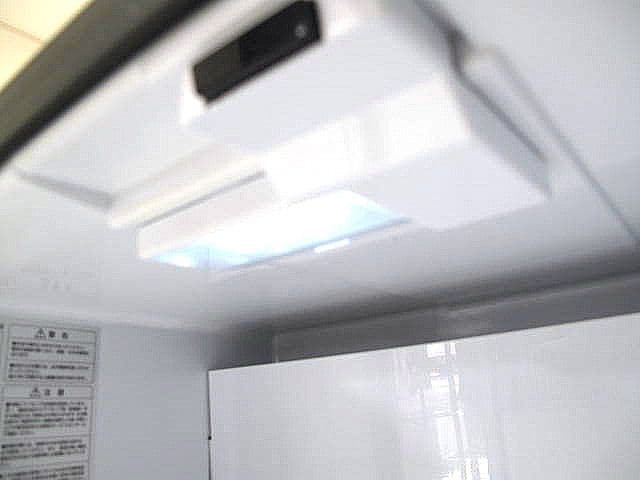 ドメティック RH460LG ガラス扉 ミニバー冷蔵庫 約60L 　約9.6万円