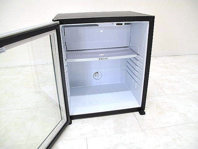 ドメティック RH460LG ガラス扉 ミニバー冷蔵庫 約60L 　約9.6万円