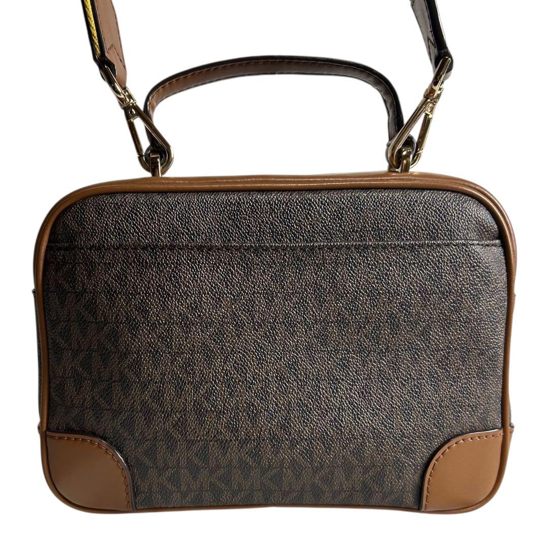 MICHAEL KORS マイケルコース カメラバッグ ショルダーバッグ 総柄