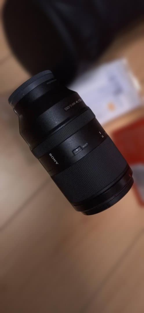 新品未使用！ソニーレンズ　SEL70300G　 F4.5-5.6