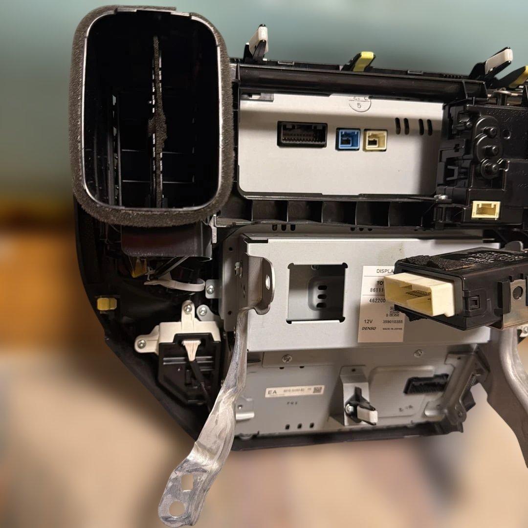 トヨタ クラウンナビ AWS210 86111-30B70 純正中古