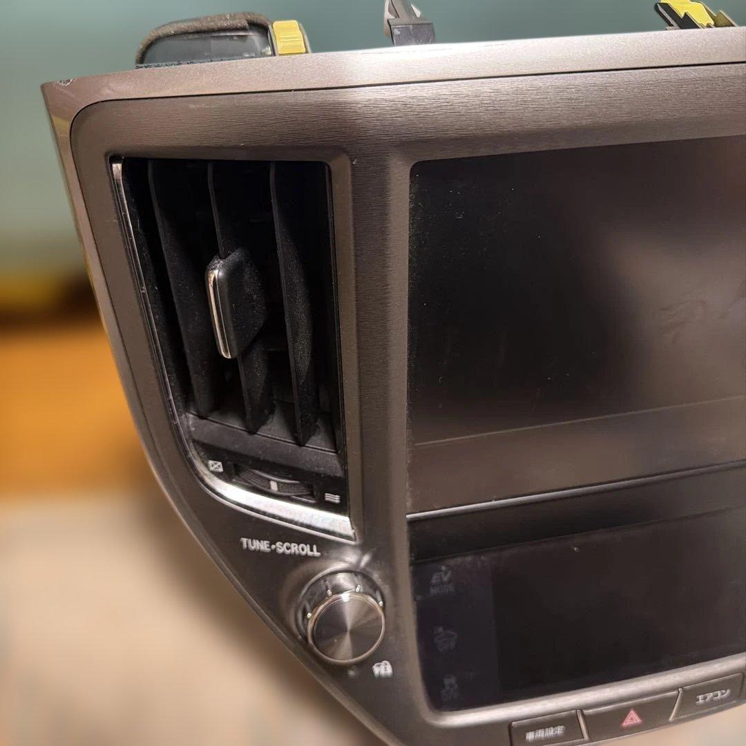 トヨタ クラウンナビ AWS210 86111-30B70 純正中古