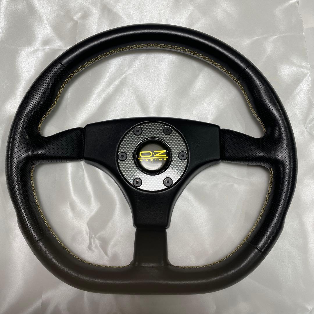 O.ZRacingスポーツステアリング 本体35 ナルディ製