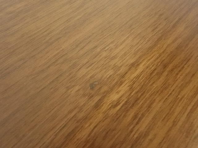 北海道手作り家具　ウォールナット材　デスク９００