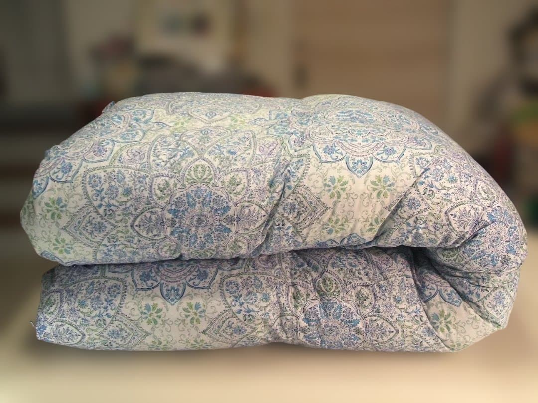 新品【六つ星】ブラックラベル＊フランス産９５％増量１，２キロ＊二層羽毛布団ＳＢ