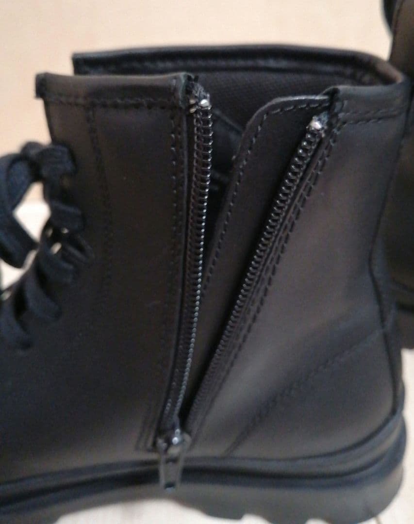 美品 Camperブルートゥス アンクルブーツ ブラック 37