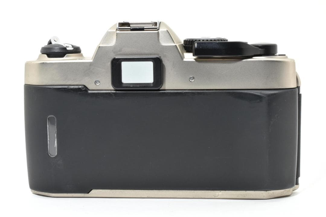 美品　NIKON ニコン FM10 フィルムカメラ　モルト新品交換済 M289